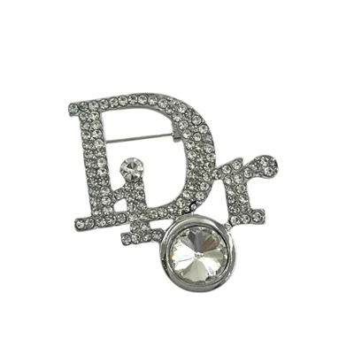 گل سینه زنانه مدل دیور G4200