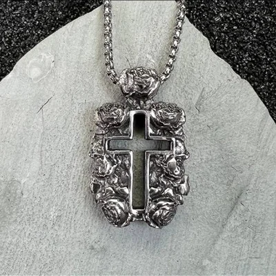 گردنبند مردانه صلیب و رز کد Men007