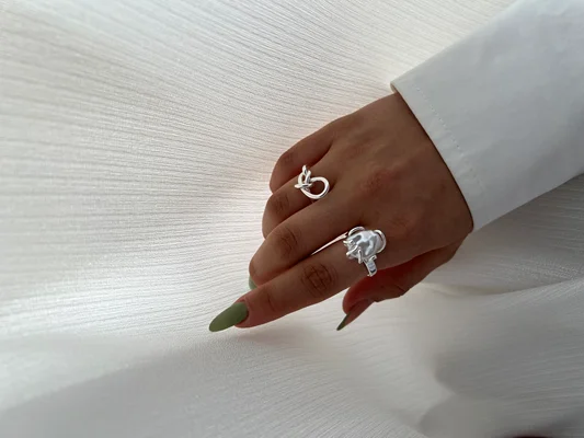 انگشتر مینیمال مروارید و گره کد R1044