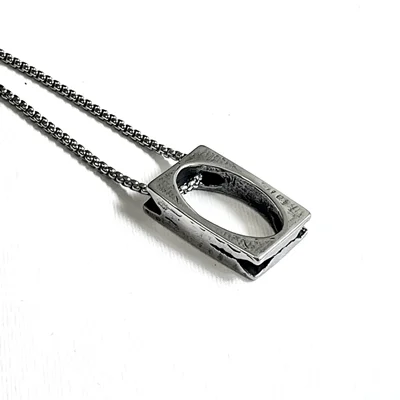 گردنبند مردانه مدل سورنا کد Men0015