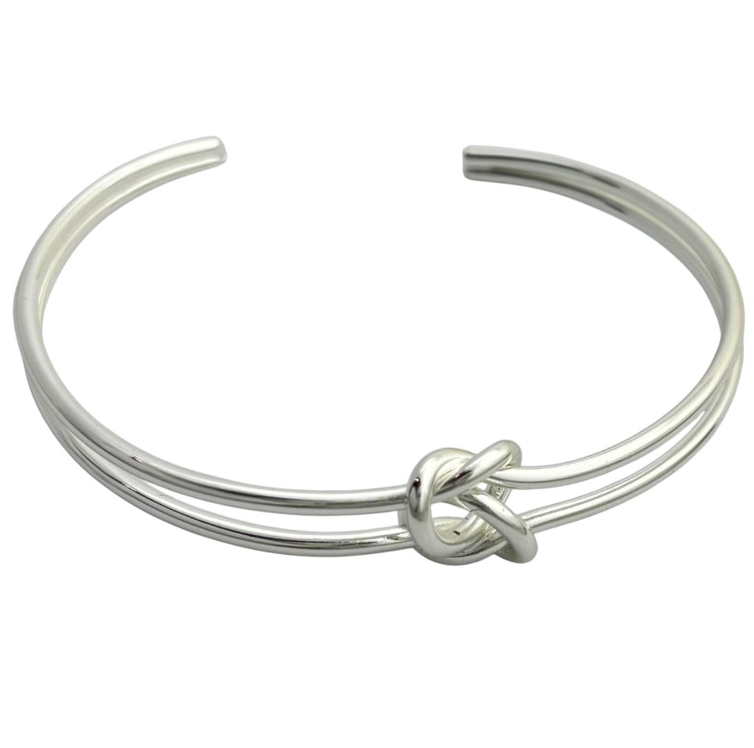 دستبند زنانه بنگل مینیمال مدل گره کد B5344