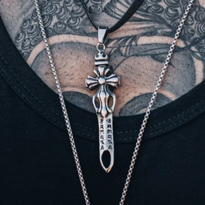 گردنبند مردانه شمشیر المپوس کد Men007