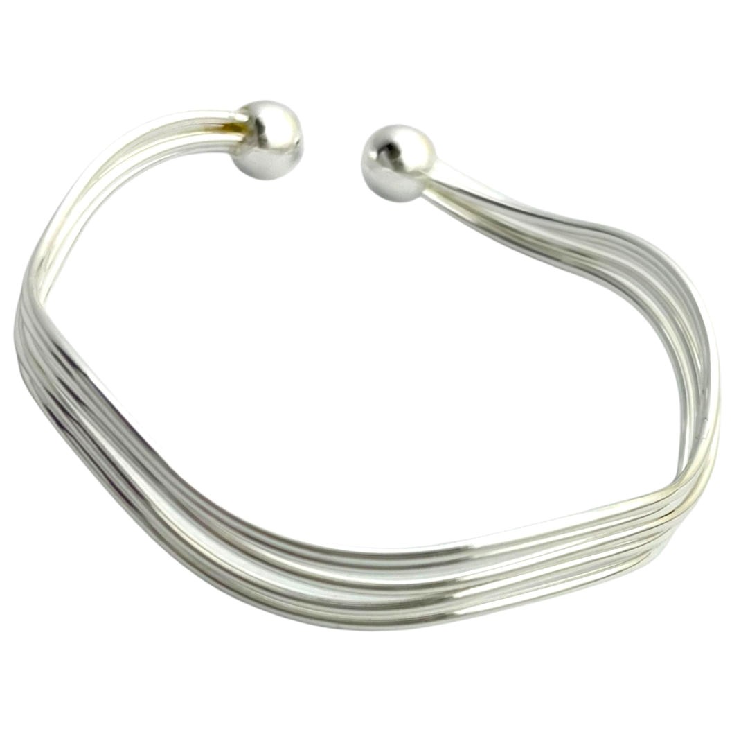 دستبند زنانه بنگل مینیمال مدل موج کد B5343